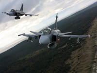 Saab JAS 39 Gripen - Image 8