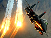 McDonnell Douglas F-15E Strike Eagle - Image 4