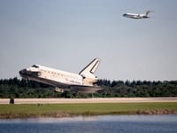 Shuttle Training Aircraft - Image 2