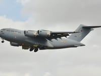 Boeing C-17 Globemaster III - Image 6