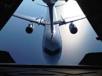 Boeing C-32 - Image 7