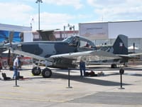 Air Tractor AT-802 - Image 7